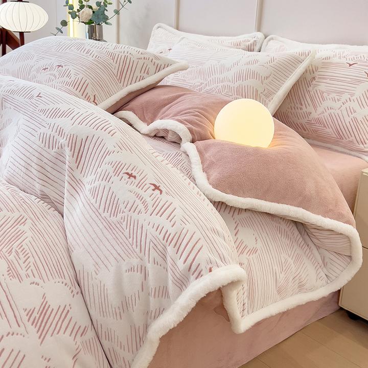 冬季加厚雕花烂花牛奶绒四件套包边被套珊瑚绒床单三件套2025新款