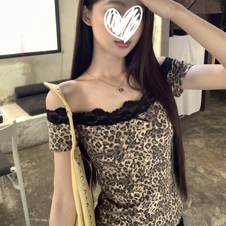 2025春季新款美式辣妹豹纹一字肩长袖上衣女休闲显瘦欧美T