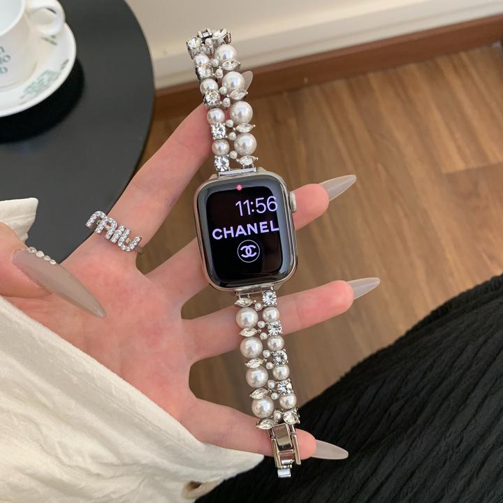 适用iWatchS10苹果SE手表applewatchS9女生夏珍珠镶钻7金属S8表带