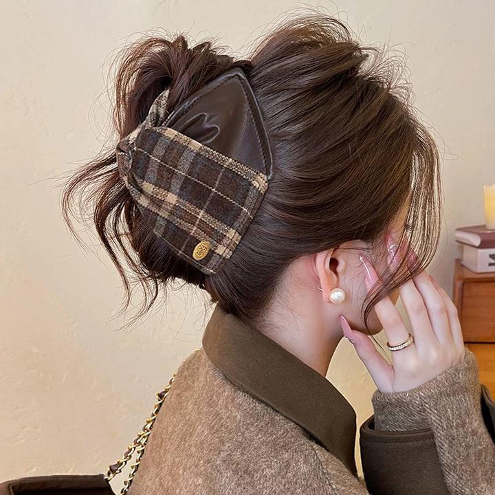 格纹三角抓夹女高级感2025新款后脑勺盘发大号鲨鱼夹发卡秋冬头饰