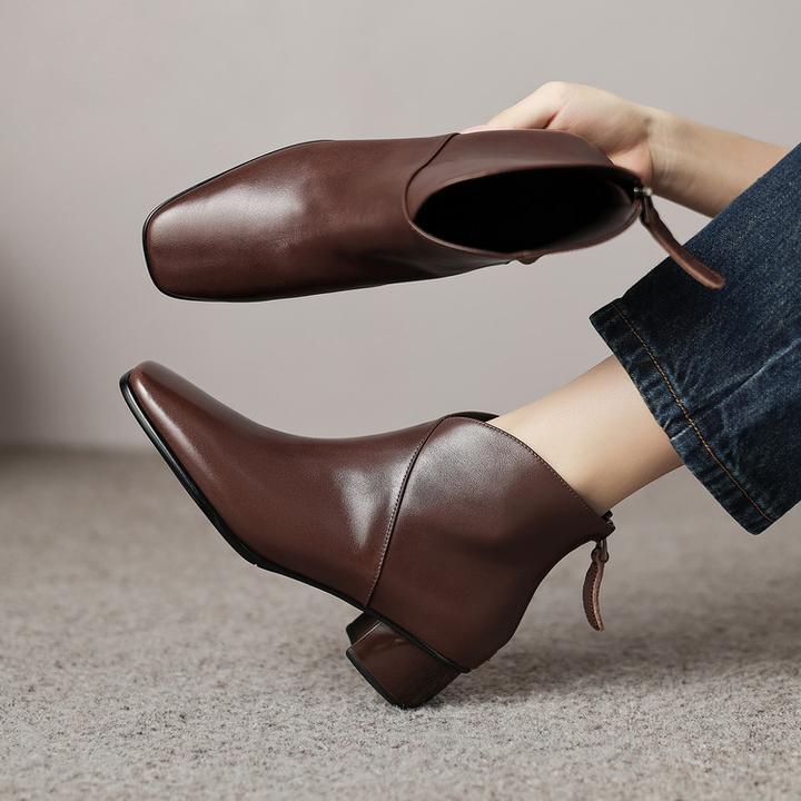 高级感2025新款法式复古方头粗跟及踝靴女真皮显瘦通勤气质短靴女