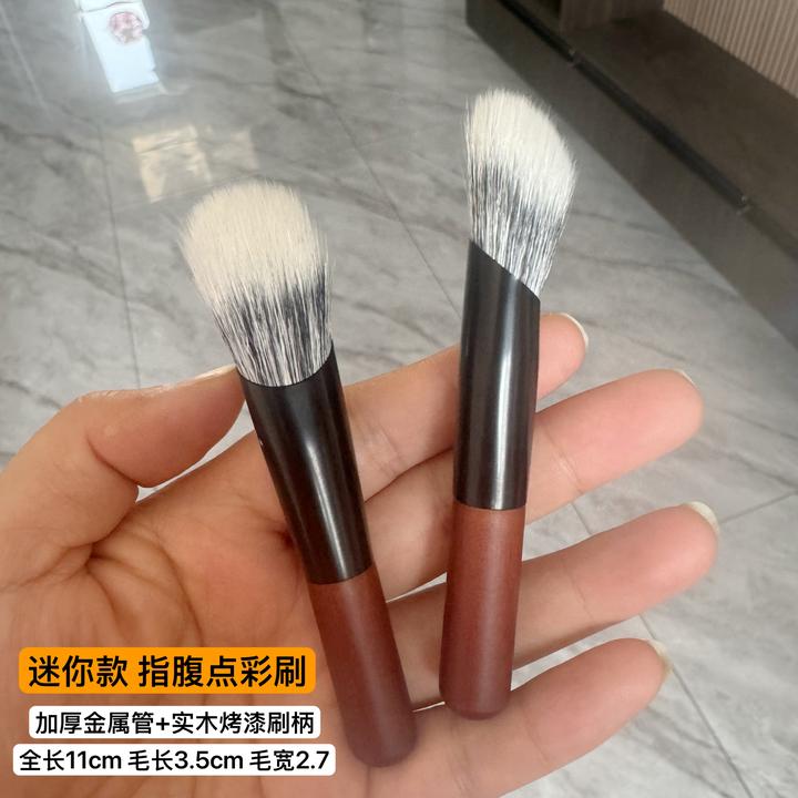 沧州化妆刷mini款指腹点彩刷坡型斜头腮红刷局部定妆修饰面部刷