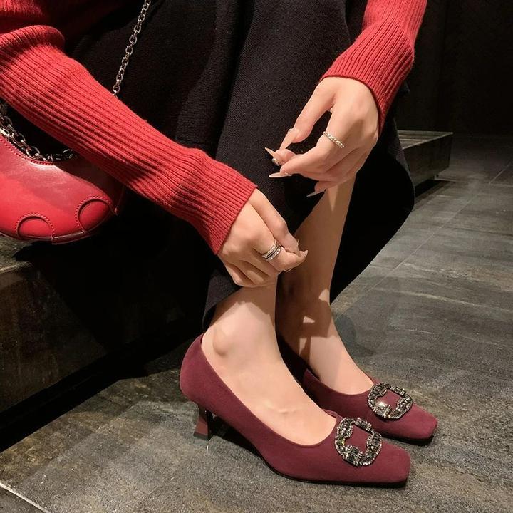 女方真皮春秋感跟浅口时尚高跟鞋新款高级细女单鞋方扣