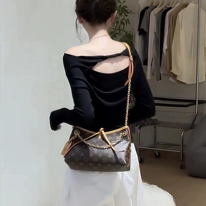 设计感小众黑色不规则一字领露肩长袖T恤女秋修身后背镂内搭上衣