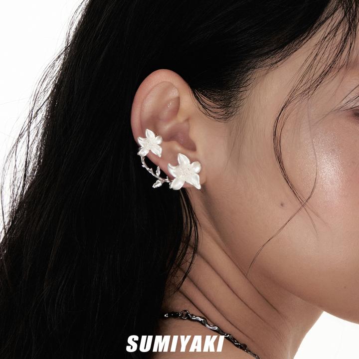 铜合金合成锆石耳饰 SUMIYAKI 苍白诉说系列 纯白双生花耳环耳夹