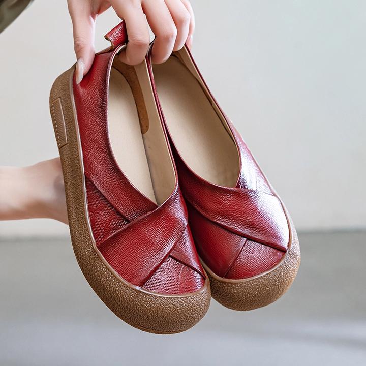 万达撤柜真皮2025妈妈鞋一脚蹬春秋新款平底单鞋软底豆豆舒适女鞋