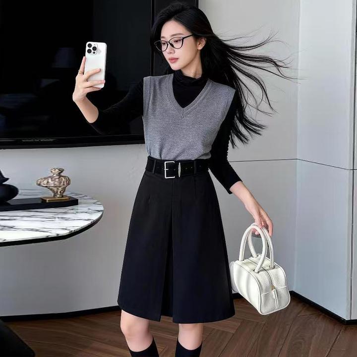 毛呢百褶裙女新款秋冬季a字中短裙高智感深灰色显瘦毛呢5分半身裙