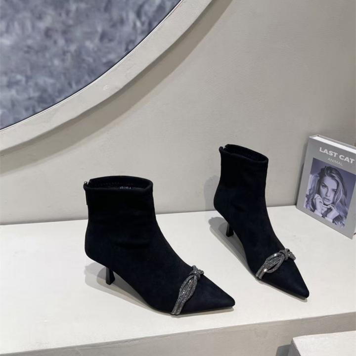 法式尖头细跟加绒气质水钻高跟短靴女2025冬季新款时尚甜美时装靴
