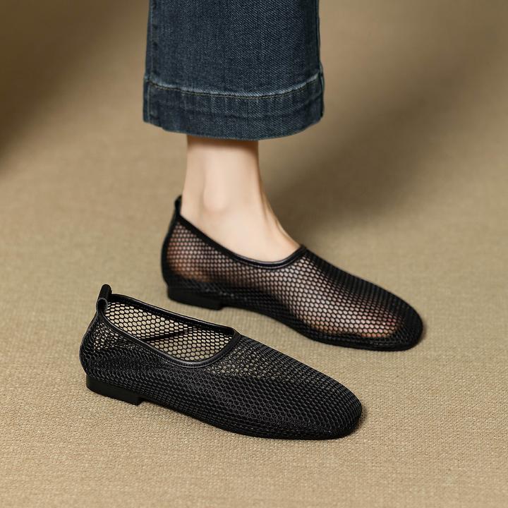 显瘦镂空网纱平底凉鞋女2025年新款真皮法式圆头软底舒适透气单鞋