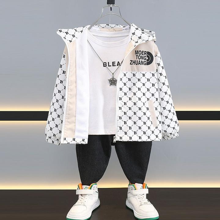 男童春秋装外套2025年新款儿童洋气上衣中小大童春秋款风衣冲锋衣