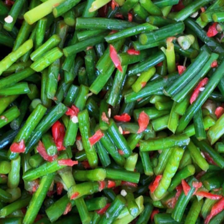大别山农家腌韭菜  腌蒜薹