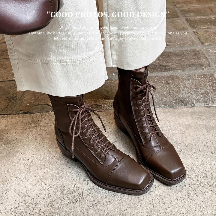 粗跟方头系带弹力靴显脚小马丁靴女鞋2025秋冬款低跟棕色