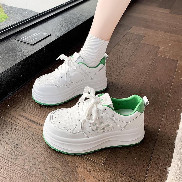小白鞋女生皮面松糕厚底鞋2025春季新款韩版百搭时尚增高休闲女鞋
