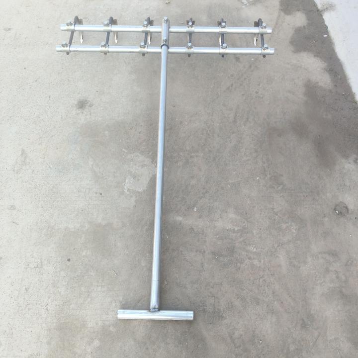 全能大蒜开沟器高效蔬菜开沟利器可调间距操作简单