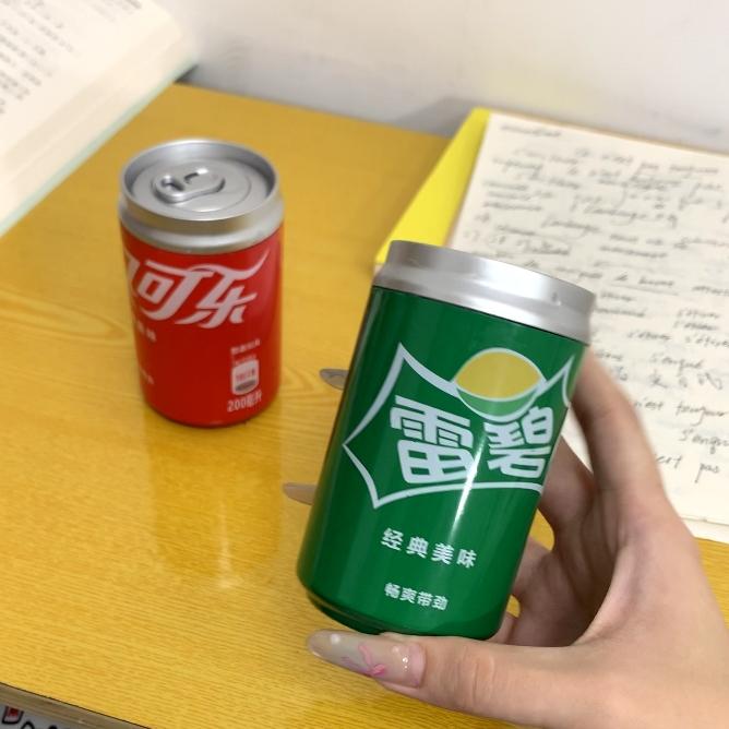 【甜星】整蛊仿真雷碧可乐水枪起瓶器滋水整蛊水枪恶搞朋友同学用品
