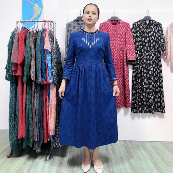 春夏桂系圆领九分袖淑女民族风优雅气质修身提花纯色棉中长连衣裙