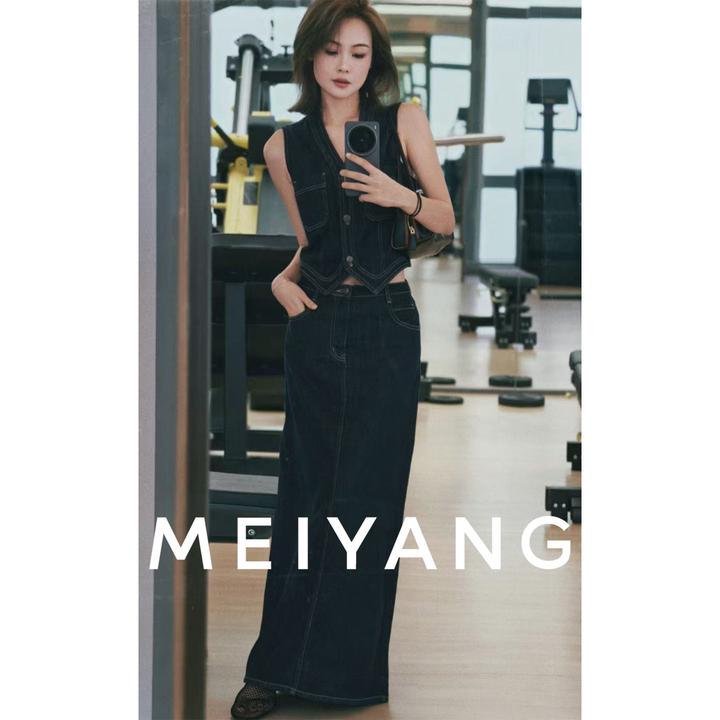 A美洋MEIYANG 方圆牛仔套装 率性哲学！八支精棉牛仔马甲半裙-周二