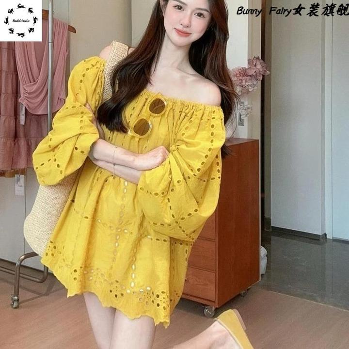 法式白领上衣女2025夏季高级感减龄气质多巴胺黄色一字肩镂空衬衫