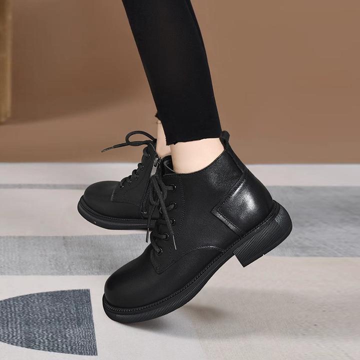 GPTSu复古棕色真皮马丁靴女2025秋冬新款平底软底圆头小短靴单靴