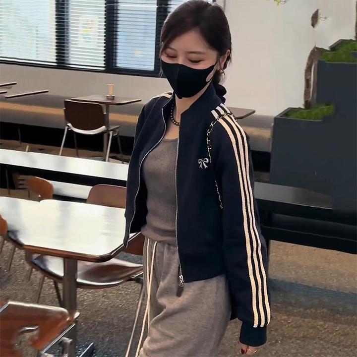 香朵儿蝴蝶结印花长袖立领外套2025春秋新款时尚百搭通勤女装上衣