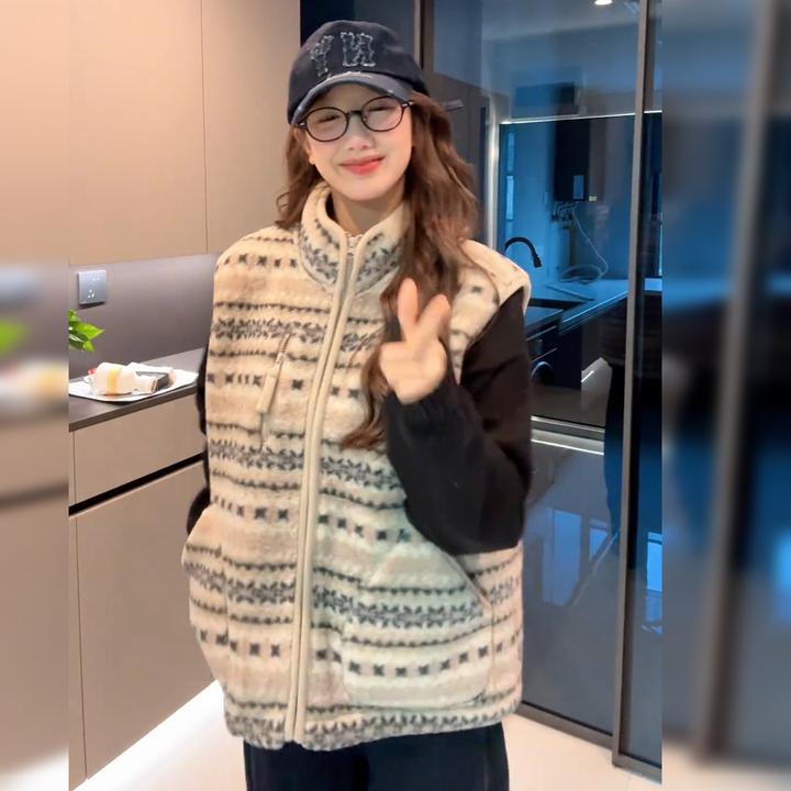 复古高级感立领费尔岛仿羊羔毛马甲女秋冬慵懒风叠穿马夹上衣外套