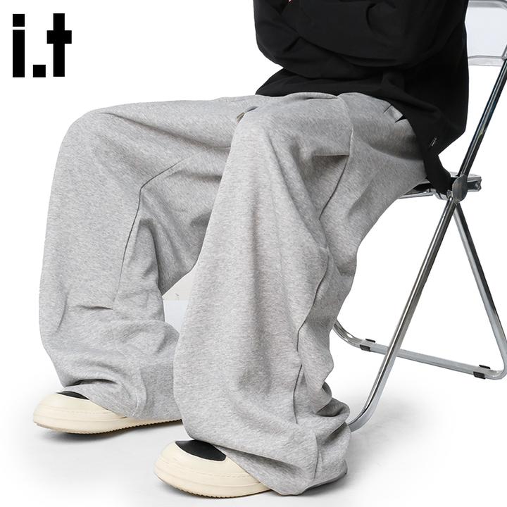 i.t:CHOCOOLATE美式高街重磅卫裤男士2025秋冬宽松阔腿弯刀休闲裤