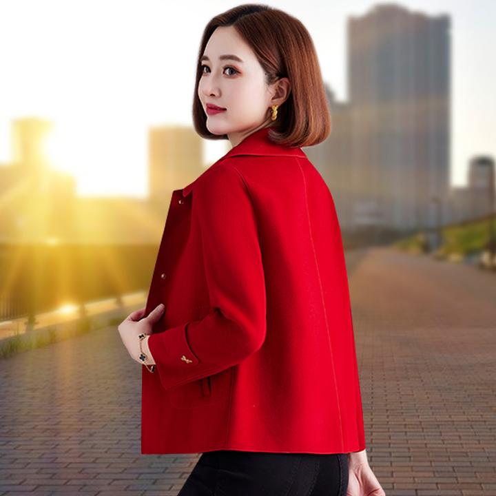 啄木鸟高端羊毛呢外套女秋冬款时尚洋气中年妈妈红色短款呢子大衣