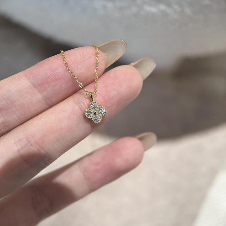 四叶草项链2025新款高级感轻奢小众锁骨链个性气质百搭颈链素款