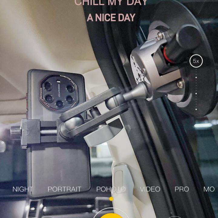 高承重 + 多接口，侠总专用吸盘支架，3.9寸吸盘，稳固hold住设备！