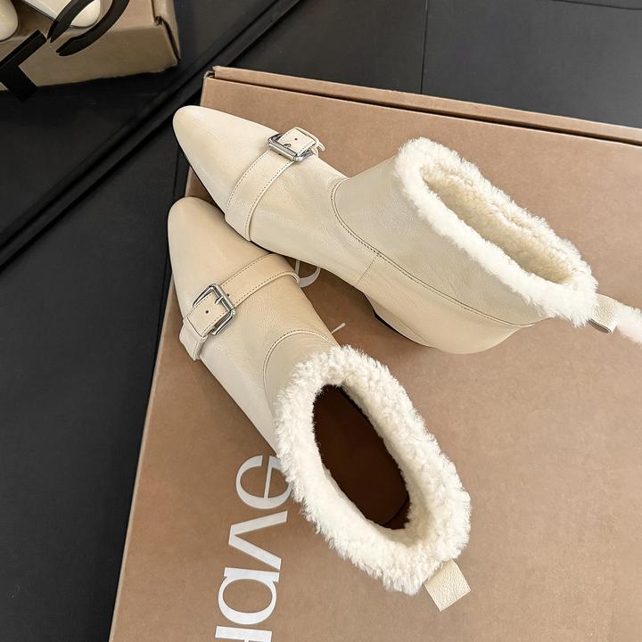 不累脚手工女鞋3cm~羊羔毛雪地靴2025尖头毛毛短靴加绒百搭时装靴