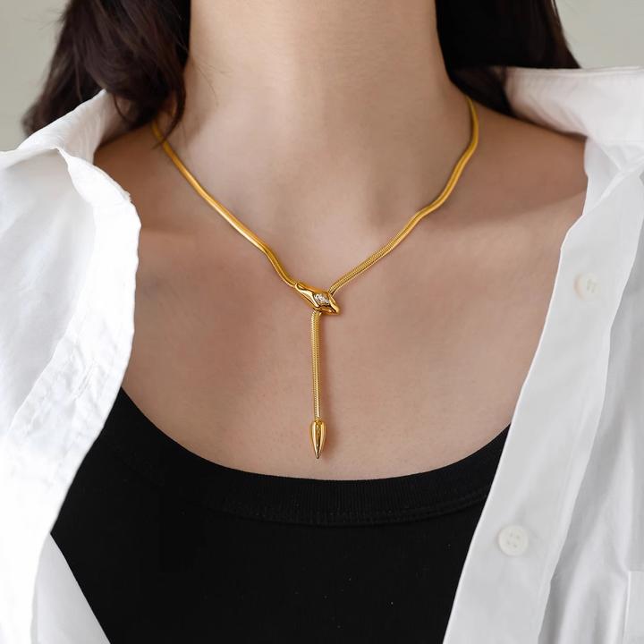 钛钢项链 不掉色~高级感金色蛇骨项链女款小众轻奢锆石蛇头锁骨链