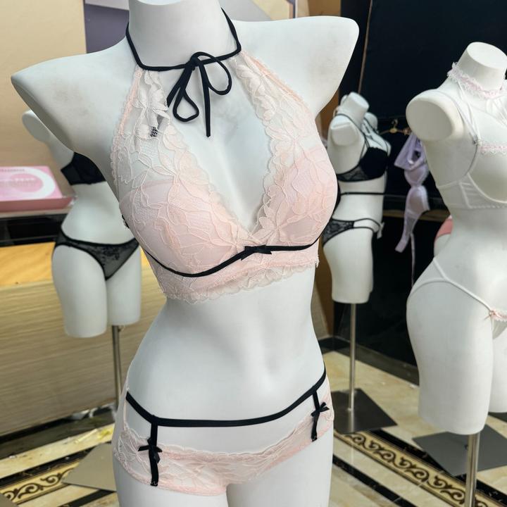 挂脖多种穿搭蕾丝性感内衣纯欲法式文胸绑带胸罩高颜聚拢内衣