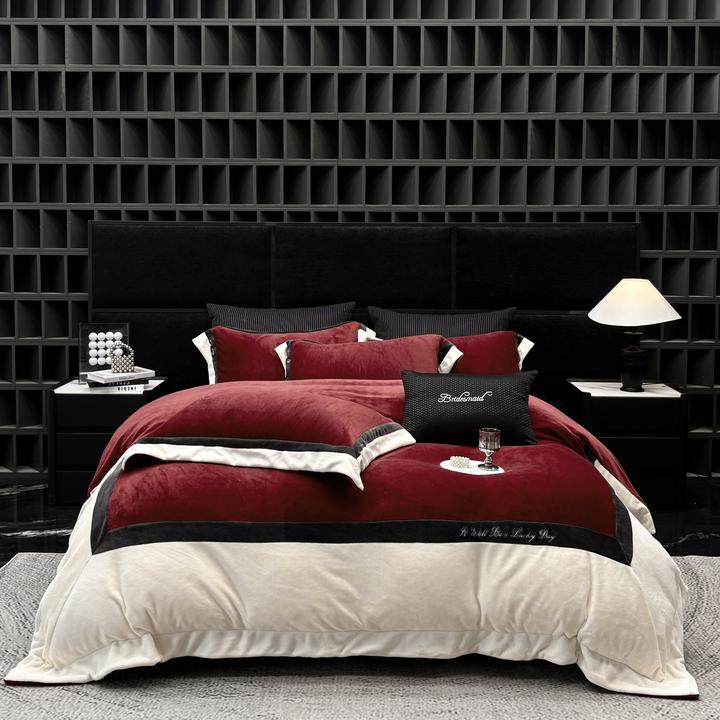 2025新款270克全消光牛奶绒四件套高级丝滑绒羽毛丝滑高档