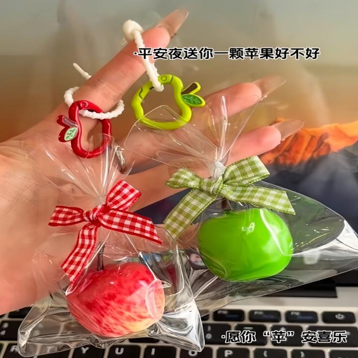 【现货速发】一颗苹果挂件包包挂件钥匙扣平安果情侣礼物挂件