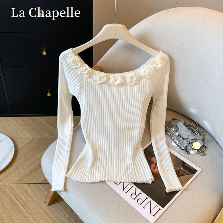 拉夏贝尔气质纯欲秋冬一字领漏锁骨性感打底衫花朵针织衫女上衣