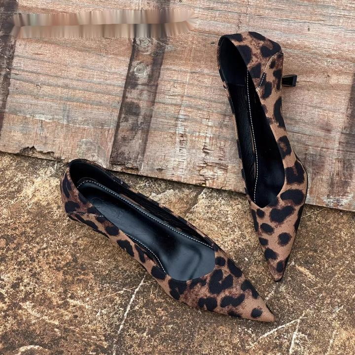 尖头法式新款豹纹细跟单鞋时尚性感舒适尖头浅口高跟鞋小码猫跟鞋