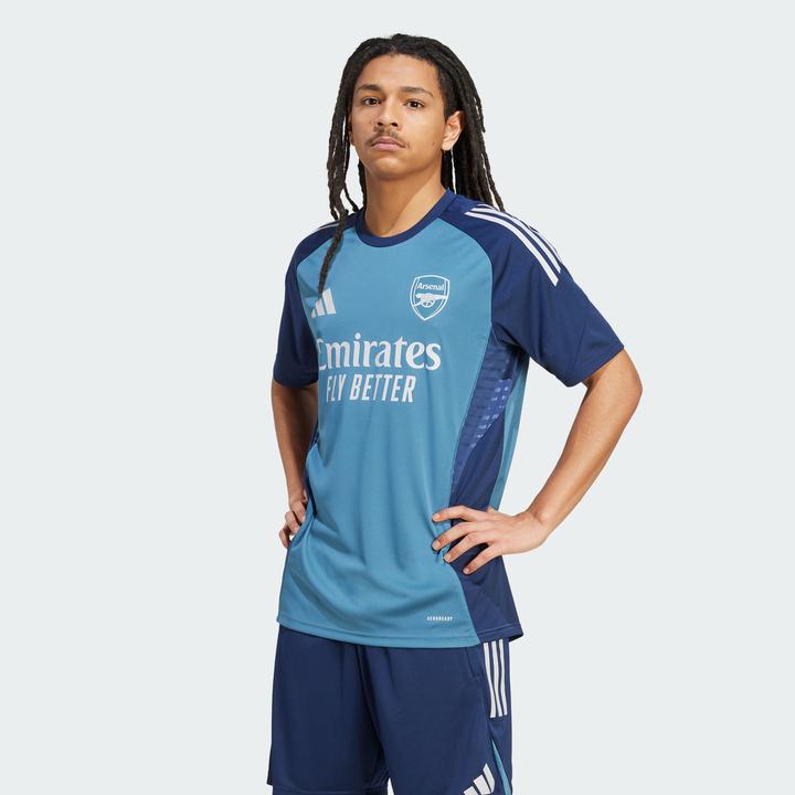 Adidas阿迪达斯男子阿森纳足球流光风运动休闲圆领短袖T恤JJ1788
