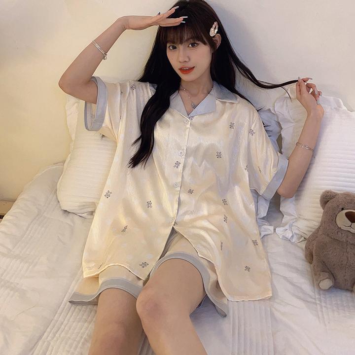 新款睡衣女夏天冰丝三件套短袖冰雪丝翻领奶黄小熊家居服厂家批发