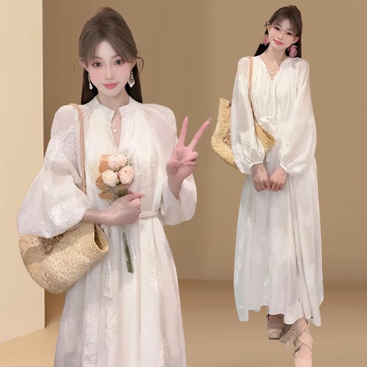 法式高级感绣花长袖连衣裙女2025春秋新款宽松慵懒风绝美纱裙长裙