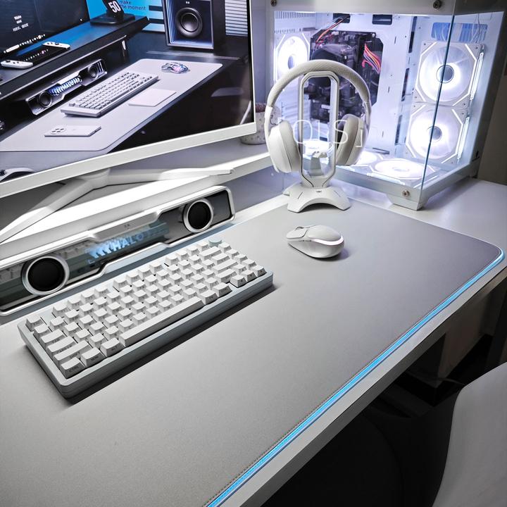 RGB发光鼠标垫超大号电竞游戏专用电脑桌面垫高颜值电竞外设装备