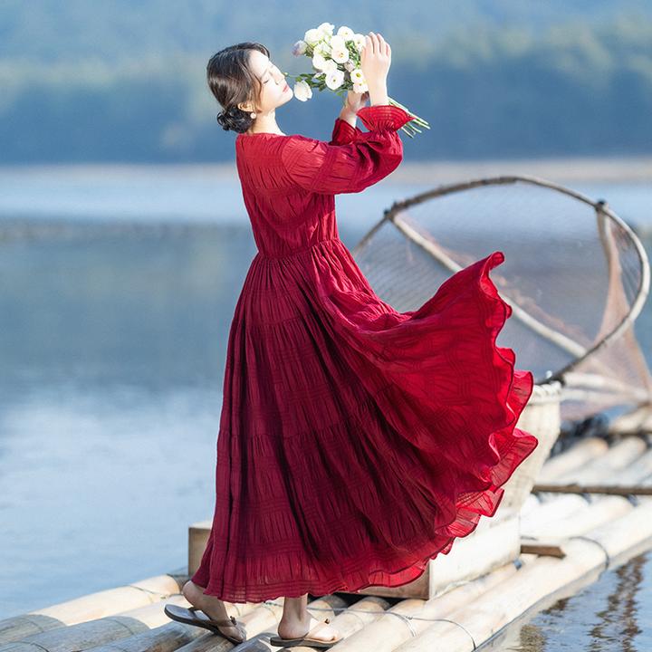 现货3263【山光黛浮】圆领抽褶连衣裙女2025春季红色减龄大裙摆蛋糕