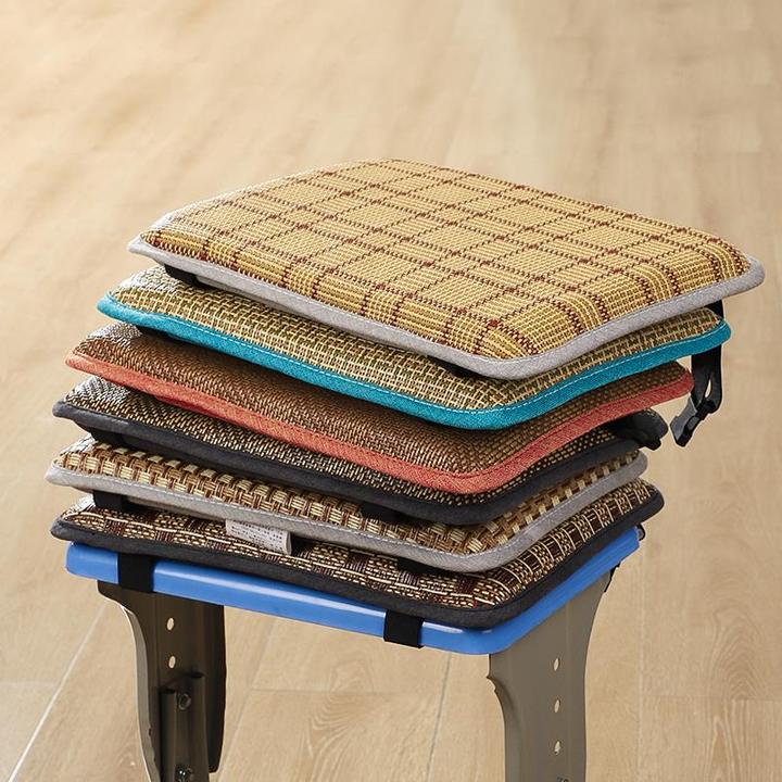 藤席夏季学生教室坐垫透气久坐正反凳垫服装厂员工一体式海绵屁垫