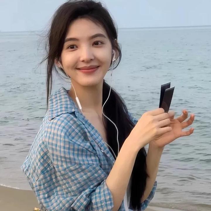 蓝色格子衬衫女2025新款春夏薄款慵懒风休闲宽松衬衣防晒上衣外套