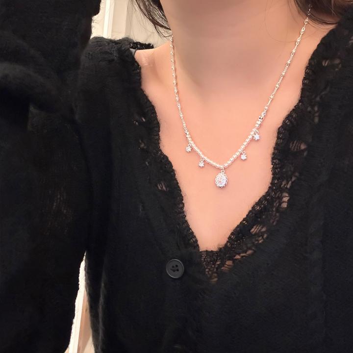 oushipei/欧诗佩 铜合金仿珍珠项链 法式镶钻花朵吊坠珍珠项链女