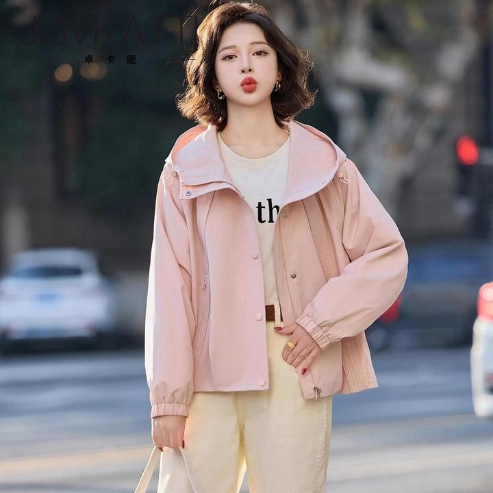 时尚休闲连帽短款外套女2025春秋新款小个子减龄洋派粉色工装风衣