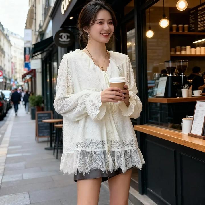 2025冬季新款法式加绒长袖宽松温柔气质设计感蕾丝喇叭袖衬衫