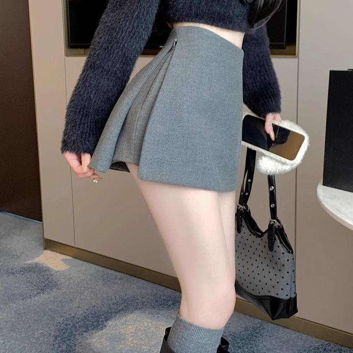 灰色毛呢半身裙女春秋2025新款高腰显瘦a字包臀半裙止步超短裙裤