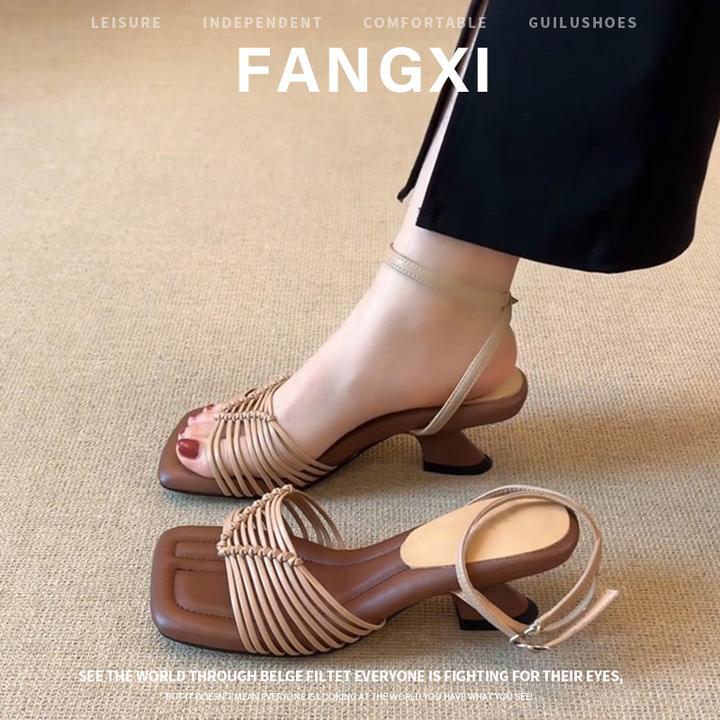 年新款小众编织设计粗跟一字扣粗跟凉鞋女夏罗马方头露趾女鞋