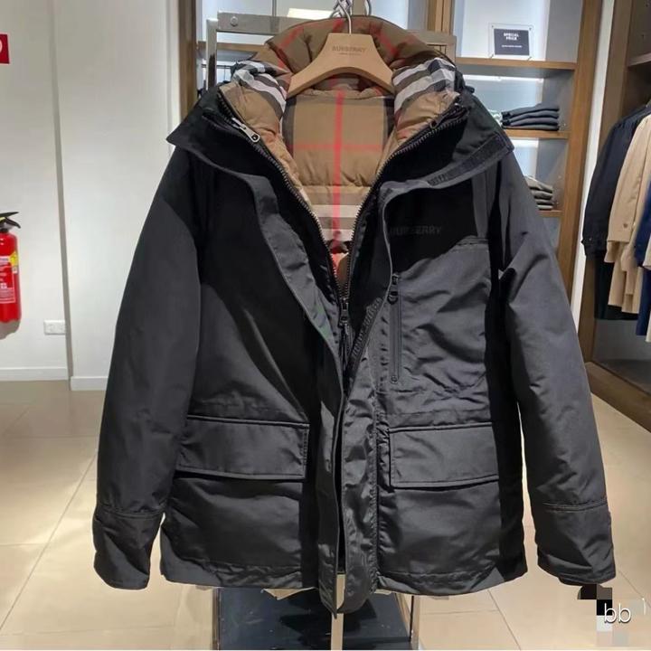 未使用 BURBERRY/博柏利 巴宝莉三合一冲锋衣羽绒服男款