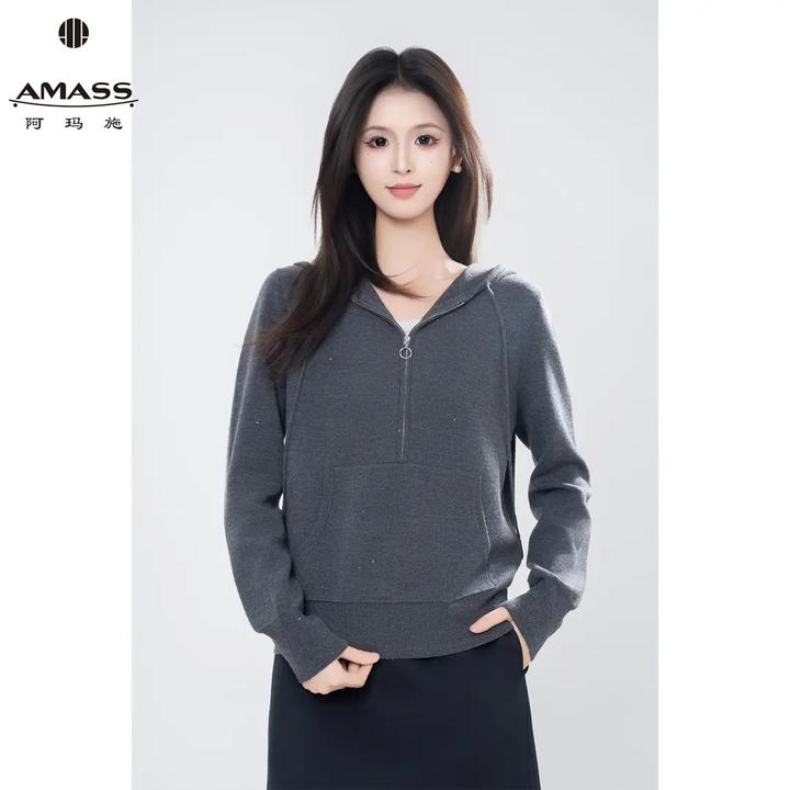 AMASS/阿玛施秋季新款时尚舒适松弛感半开领休闲连帽卫衣女538083